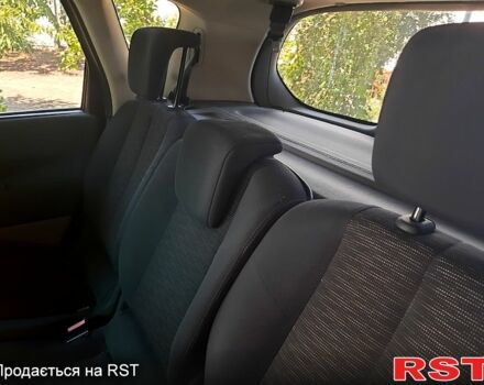 Серый Рено Сценик, объемом двигателя 2 л и пробегом 239 тыс. км за 6500 $, фото 11 на Automoto.ua