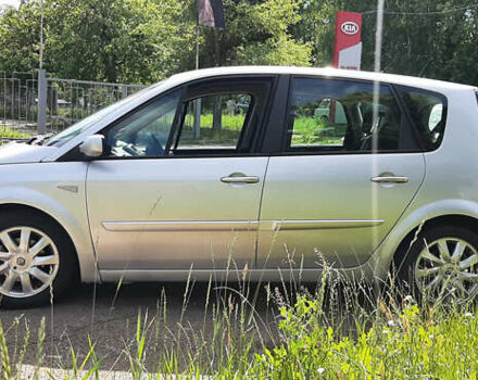 Серый Рено Сценик, объемом двигателя 1.6 л и пробегом 240 тыс. км за 5450 $, фото 10 на Automoto.ua