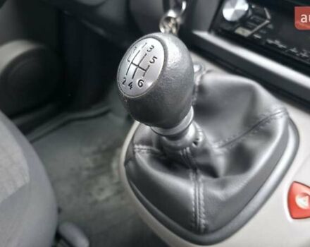 Серый Рено Сценик, объемом двигателя 1.6 л и пробегом 212 тыс. км за 6300 $, фото 40 на Automoto.ua