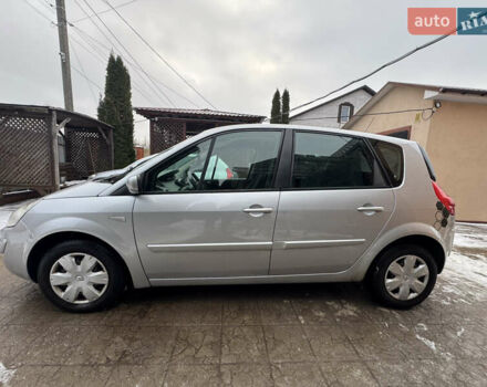 Серый Рено Сценик, объемом двигателя 1.6 л и пробегом 188 тыс. км за 4899 $, фото 2 на Automoto.ua