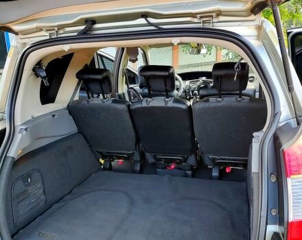 Серый Рено Сценик, объемом двигателя 2 л и пробегом 0 тыс. км за 5200 $, фото 12 на Automoto.ua