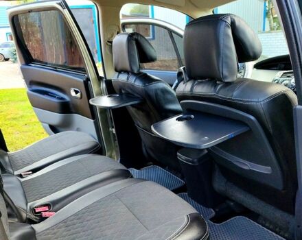 Серый Рено Сценик, объемом двигателя 2 л и пробегом 0 тыс. км за 5200 $, фото 7 на Automoto.ua