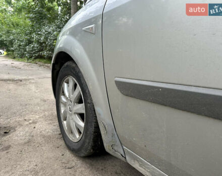 Сірий Рено Сценік, об'ємом двигуна 2 л та пробігом 219 тис. км за 4700 $, фото 8 на Automoto.ua