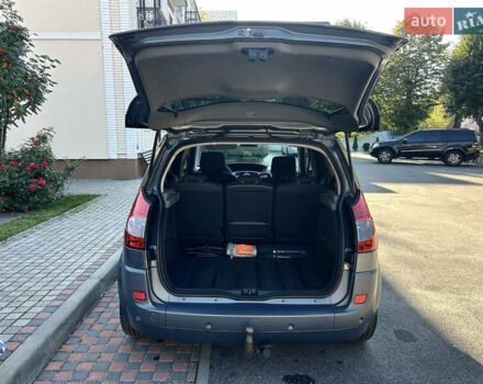 Серый Рено Сценик, объемом двигателя 2 л и пробегом 176 тыс. км за 6399 $, фото 45 на Automoto.ua