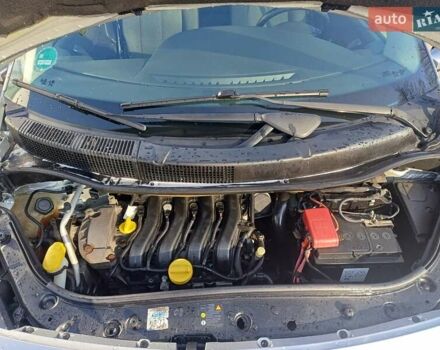 Сірий Рено Сценік, об'ємом двигуна 1.6 л та пробігом 250 тис. км за 5800 $, фото 21 на Automoto.ua