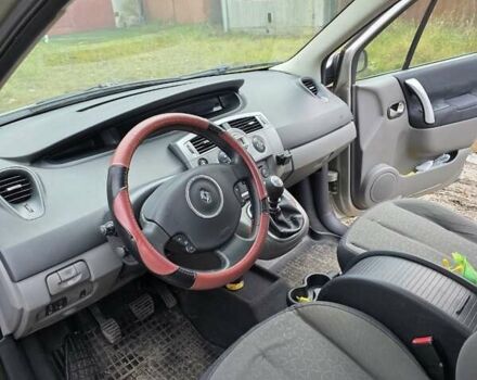 Серый Рено Сценик, объемом двигателя 1.5 л и пробегом 289 тыс. км за 4600 $, фото 11 на Automoto.ua