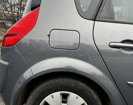 Серый Рено Сценик, объемом двигателя 1.6 л и пробегом 218 тыс. км за 5950 $, фото 25 на Automoto.ua