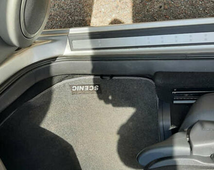 Серый Рено Сценик, объемом двигателя 1.6 л и пробегом 240 тыс. км за 5450 $, фото 25 на Automoto.ua