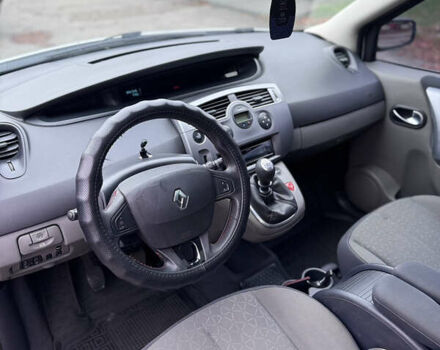 Сірий Рено Сценік, об'ємом двигуна 1.5 л та пробігом 330 тис. км за 4800 $, фото 6 на Automoto.ua