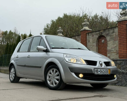 Серый Рено Сценик, объемом двигателя 1.6 л и пробегом 230 тыс. км за 5699 $, фото 1 на Automoto.ua