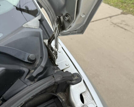 Серый Рено Сценик, объемом двигателя 1.6 л и пробегом 230 тыс. км за 5699 $, фото 92 на Automoto.ua