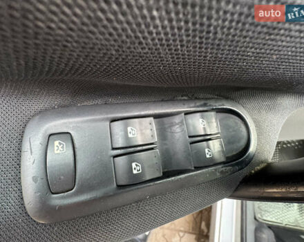 Сірий Рено Сценік, об'ємом двигуна 1.6 л та пробігом 188 тис. км за 4999 $, фото 14 на Automoto.ua