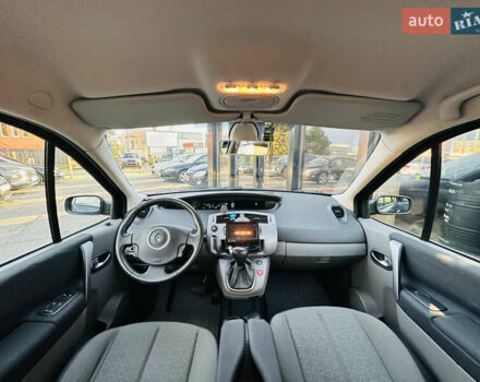 Сірий Рено Сценік, об'ємом двигуна 1.6 л та пробігом 155 тис. км за 6399 $, фото 21 на Automoto.ua