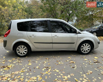 Рено Сценік 2007 у Житомирі на Automoto.ua Сірий Рено Сценік, об'ємом двигуна 1.9 л та пробігом 192 тис. км за 5200 $, фото 5 на Automoto.ua