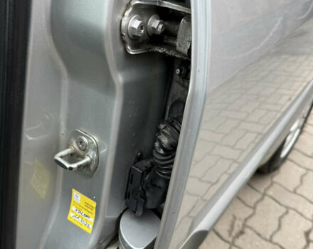 Серый Рено Сценик, объемом двигателя 1.6 л и пробегом 230 тыс. км за 5699 $, фото 120 на Automoto.ua