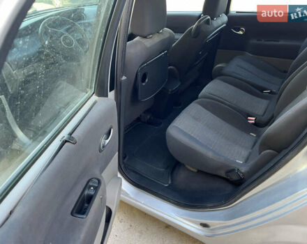 Серый Рено Сценик, объемом двигателя 1.6 л и пробегом 300 тыс. км за 5100 $, фото 5 на Automoto.ua