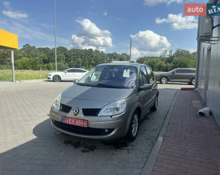 Серый Рено Сценик, объемом двигателя 1.6 л и пробегом 188 тыс. км за 5300 $, фото 2 на Automoto.ua