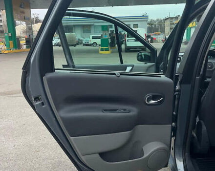 Серый Рено Сценик, объемом двигателя 1.6 л и пробегом 181 тыс. км за 5600 $, фото 23 на Automoto.ua