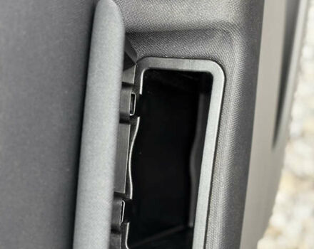 Серый Рено Сценик, объемом двигателя 1.6 л и пробегом 203 тыс. км за 5300 $, фото 21 на Automoto.ua