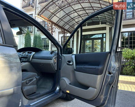 Рено Сценик 2007 в Виннице на Automoto.ua Серый Рено Сценик, объемом двигателя 2 л и пробегом 176 тыс. км за 6399 $, фото 59 на Automoto.ua