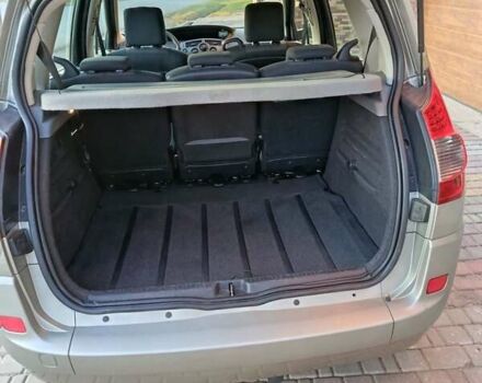 Серый Рено Сценик, объемом двигателя 1.6 л и пробегом 179 тыс. км за 5250 $, фото 6 на Automoto.ua