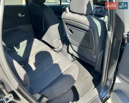Сірий Рено Сценік, об'ємом двигуна 0 л та пробігом 204 тис. км за 5299 $, фото 100 на Automoto.ua