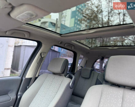 Сірий Рено Сценік, об'ємом двигуна 1.5 л та пробігом 330 тис. км за 4800 $, фото 7 на Automoto.ua