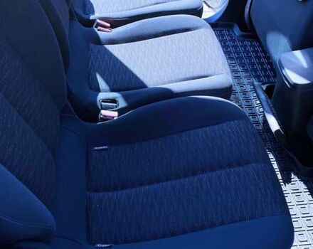 Серый Рено Сценик, объемом двигателя 1.6 л и пробегом 140 тыс. км за 6000 $, фото 9 на Automoto.ua