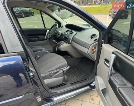 Серый Рено Сценик, объемом двигателя 2 л и пробегом 174 тыс. км за 5750 $, фото 18 на Automoto.ua