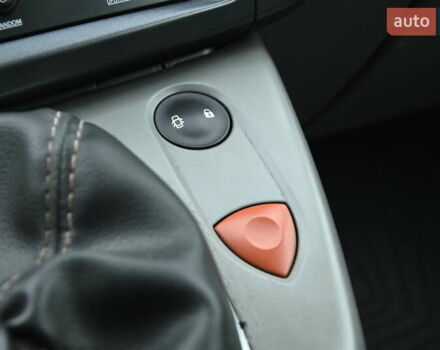 Серый Рено Сценик, объемом двигателя 1.9 л и пробегом 270 тыс. км за 5300 $, фото 31 на Automoto.ua