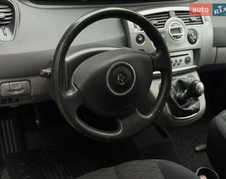 Серый Рено Сценик, объемом двигателя 1.6 л и пробегом 190 тыс. км за 5650 $, фото 15 на Automoto.ua