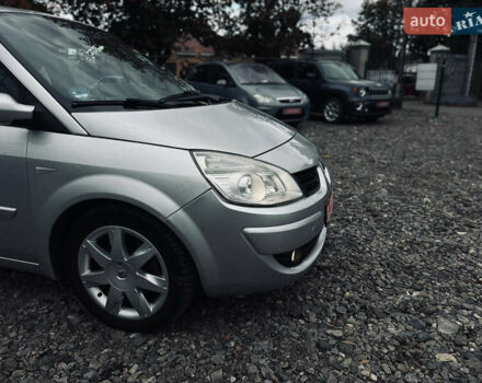 Сірий Рено Сценік, об'ємом двигуна 2 л та пробігом 128 тис. км за 7100 $, фото 35 на Automoto.ua