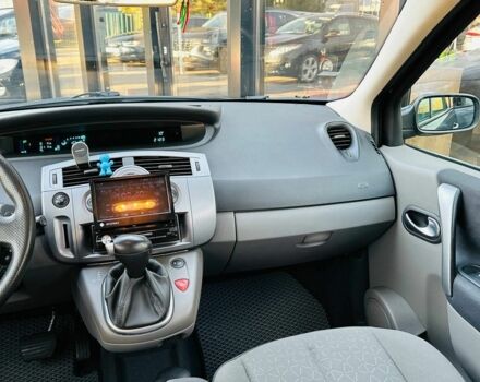 Сірий Рено Сценік, об'ємом двигуна 1.6 л та пробігом 155 тис. км за 6399 $, фото 21 на Automoto.ua