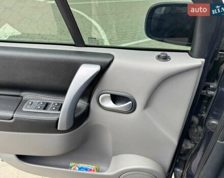 Серый Рено Сценик, объемом двигателя 2 л и пробегом 174 тыс. км за 5750 $, фото 10 на Automoto.ua