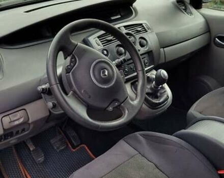 Рено Сценик 2008 в Деражне на Automoto.ua Серый Рено Сценик, объемом двигателя 1.46 л и пробегом 260 тыс. км за 5000 $, фото 11 на Automoto.ua