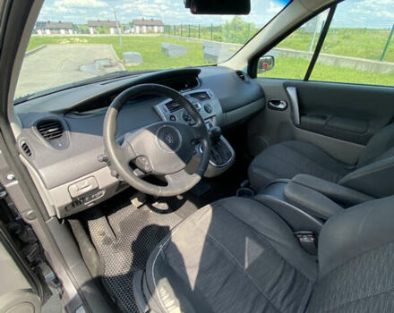 Сірий Рено Сценік, об'ємом двигуна 1.9 л та пробігом 300 тис. км за 5600 $, фото 13 на Automoto.ua