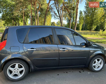 Серый Рено Сценик, объемом двигателя 2 л и пробегом 236 тыс. км за 6300 $, фото 2 на Automoto.ua