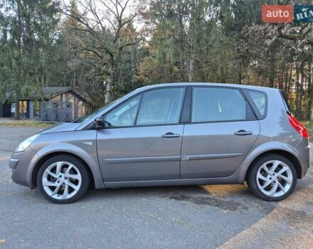 Серый Рено Сценик, объемом двигателя 1.6 л и пробегом 158 тыс. км за 5600 $, фото 10 на Automoto.ua