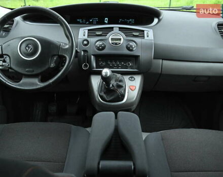 Серый Рено Сценик, объемом двигателя 1.9 л и пробегом 270 тыс. км за 5300 $, фото 39 на Automoto.ua