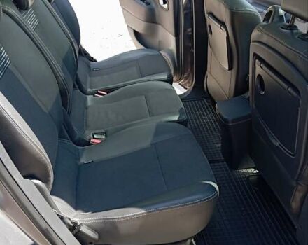 Сірий Рено Сценік, об'ємом двигуна 0 л та пробігом 206 тис. км за 6099 $, фото 7 на Automoto.ua