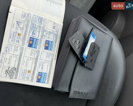 Серый Рено Сценик, объемом двигателя 1.6 л и пробегом 195 тыс. км за 6500 $, фото 16 на Automoto.ua