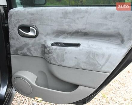 Серый Рено Сценик, объемом двигателя 1.9 л и пробегом 270 тыс. км за 5300 $, фото 40 на Automoto.ua