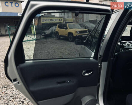 Сірий Рено Сценік, об'ємом двигуна 2 л та пробігом 128 тис. км за 7100 $, фото 22 на Automoto.ua