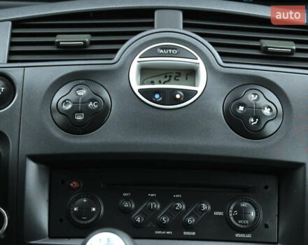 Серый Рено Сценик, объемом двигателя 1.9 л и пробегом 270 тыс. км за 5300 $, фото 28 на Automoto.ua