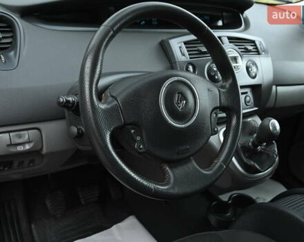 Серый Рено Сценик, объемом двигателя 1.9 л и пробегом 270 тыс. км за 5300 $, фото 33 на Automoto.ua