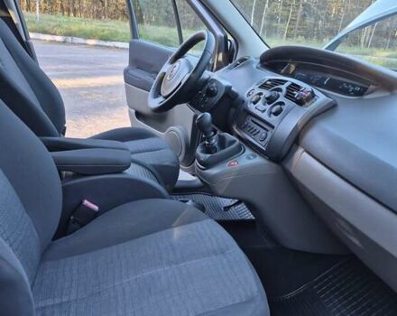 Серый Рено Сценик, объемом двигателя 1.6 л и пробегом 158 тыс. км за 5600 $, фото 27 на Automoto.ua