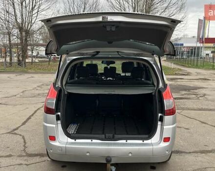 Серый Рено Сценик, объемом двигателя 2 л и пробегом 284 тыс. км за 6500 $, фото 8 на Automoto.ua