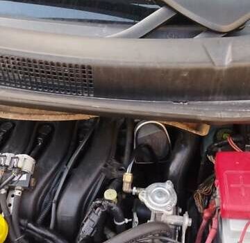 Серый Рено Сценик, объемом двигателя 1.6 л и пробегом 239 тыс. км за 5800 $, фото 17 на Automoto.ua