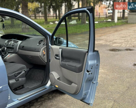 Серый Рено Сценик, объемом двигателя 1.6 л и пробегом 190 тыс. км за 5650 $, фото 22 на Automoto.ua