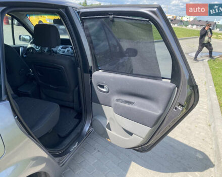 Сірий Рено Сценік, об'ємом двигуна 1.9 л та пробігом 300 тис. км за 5600 $, фото 9 на Automoto.ua